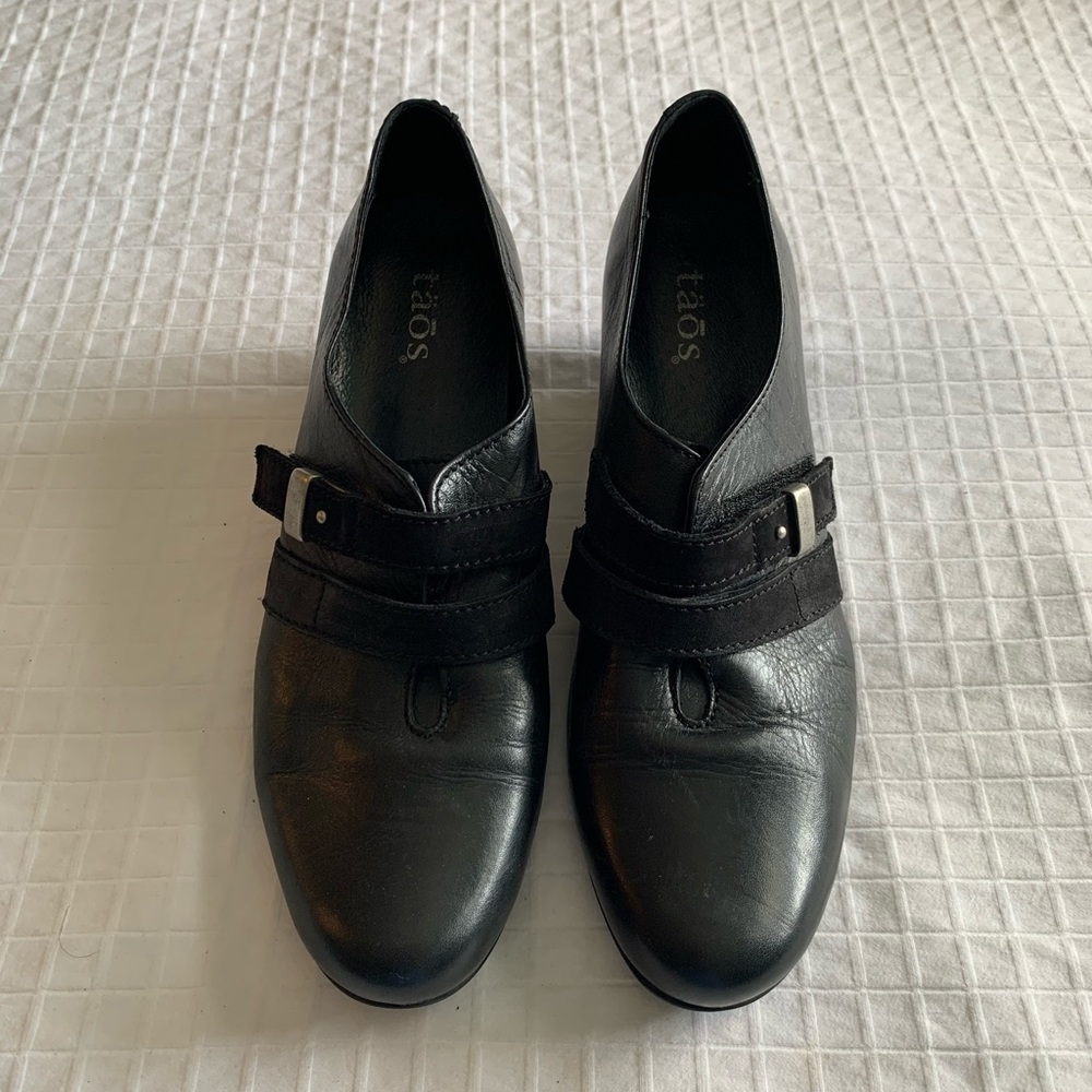 TAOS shoes